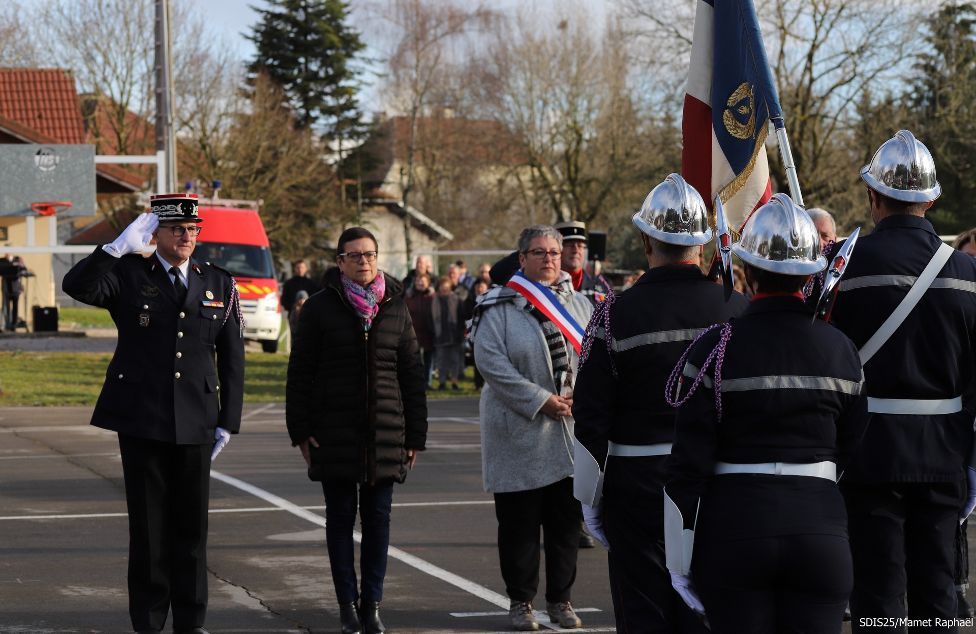 Passation de commandement du CIS de Lavans-Vuillafans