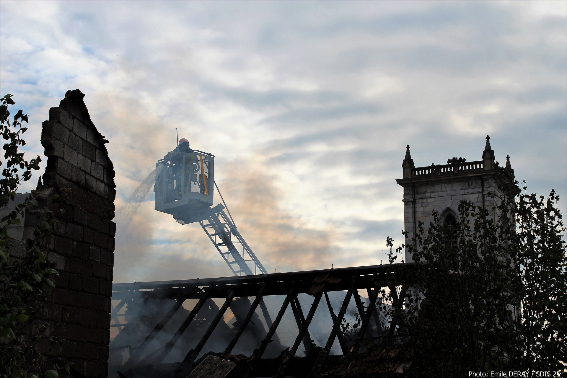 Feu d'habitation et de menuiserie 15/05/2019