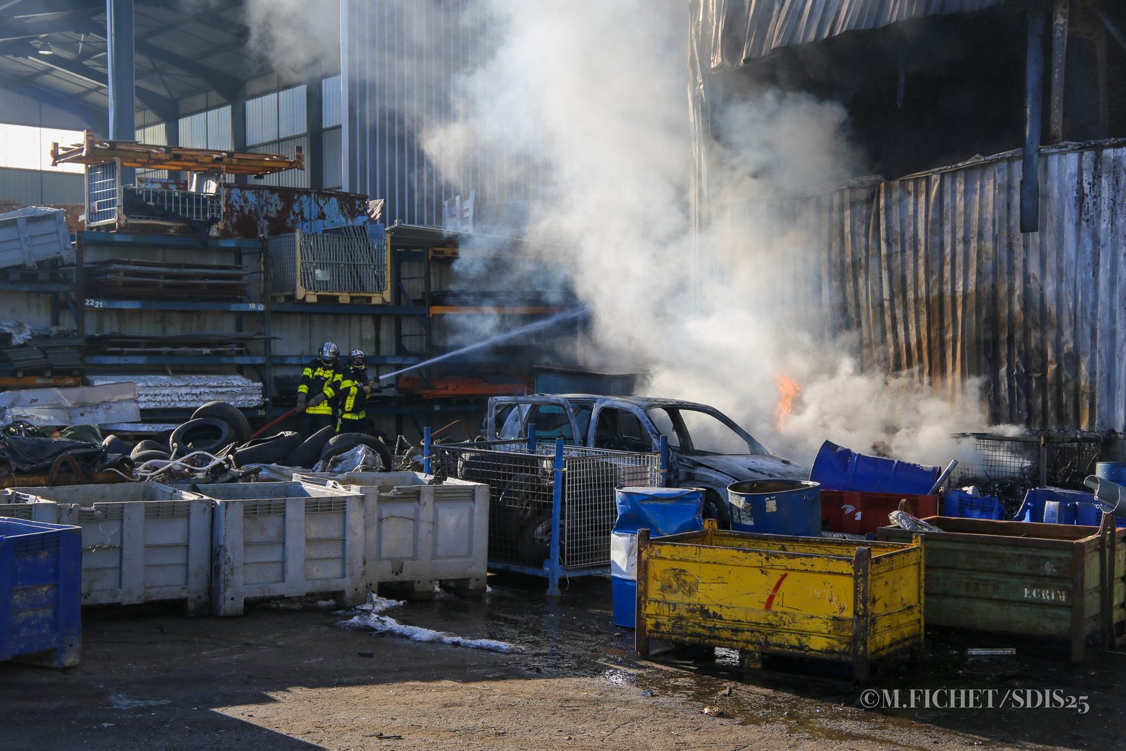 Feu d'entrepôt industriel 23/01/2019